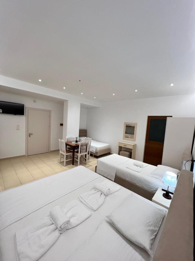 Hotel Moscopole Ksamil Exteriér fotografie