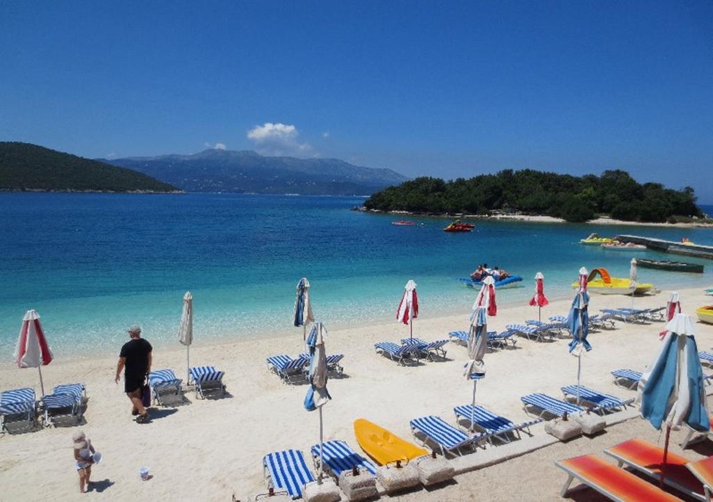 Hotel Moscopole Ksamil Exteriér fotografie