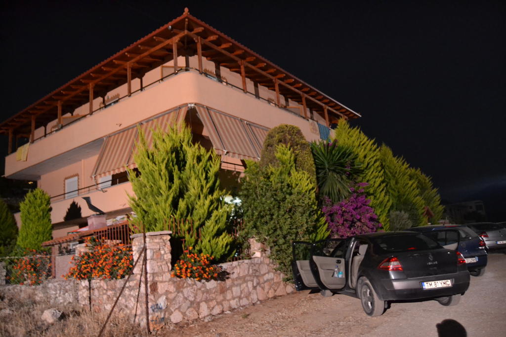 Hotel Moscopole Ksamil Exteriér fotografie